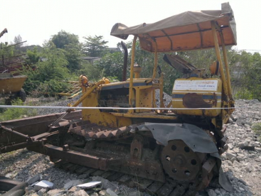 ขายรถเทเลอร์ 6 ล้อ HINO KR320 ติดตั้งเครน 3 พร้อมรถแทรกเตอรื D2-5