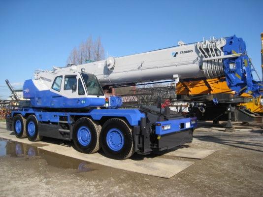 บริการซ่อมรถเครน KATO  TADANO