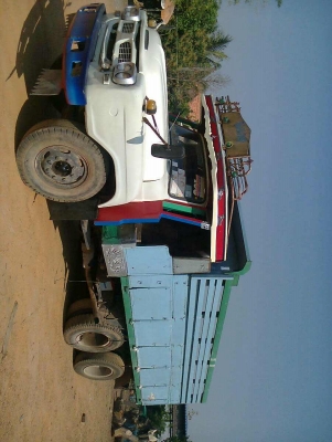 ขาย10ล้อดั้ม อีซูซุหัวยาว 175 แรง