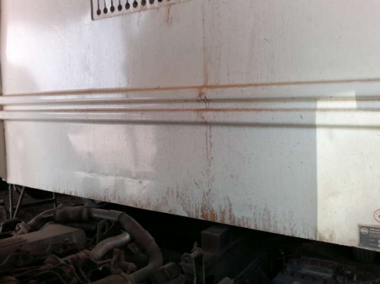 รถอิซูซุ 6 ล้อดั๊ม NKR  130 แรงม้า ปี 50 สนใจติดต่อ 081 - 6079515