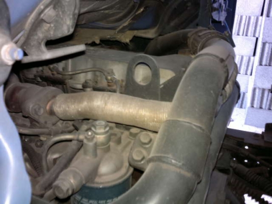 รถอิซูซุ 6 ล้อดั๊ม NKR  130 แรงม้า  ปี 46  สนใจติดต่อ 081 - 6079515