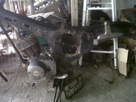 ขายเครื่อง K125 M2+โครง มีเล่มทะเบียน มีป้ายให้ด้วย