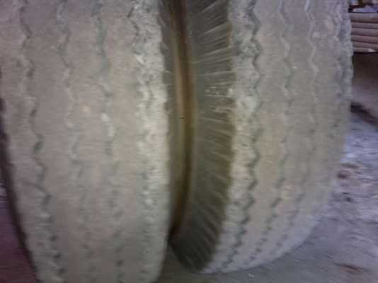 รถอิซูซุ 6 ล้อดั๊ม NPR  120 แรงม้า ปี 40 สนใจติดต่อ 081 - 6079515