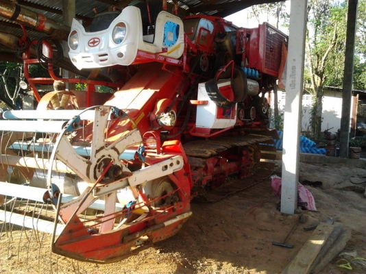 ขาย แพ็คคู่ รถเกี่ยว+รถลาก2เพลา ศักดิ์พัฒนา SS-300T ปี53 เครื่องHO7C 185เทอโบ ปั๊มไดกิ้น22 ตัวเดิน12HT อุ้ม1.5ตัน/หัวยาว2เพลาเครื่องEH700 168แรง ยางดี หางไฮฯ พร้อมลุยนาปรัง ราคาต่อรองได้ครับ