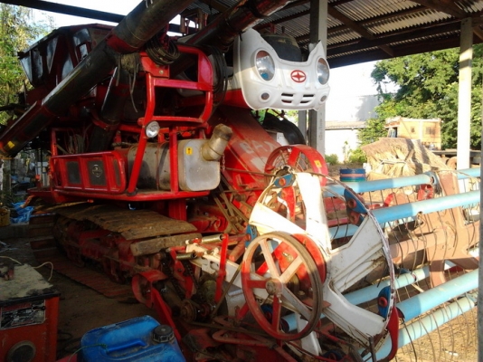 ขาย แพ็คคู่ รถเกี่ยว+รถลาก2เพลา ศักดิ์พัฒนา SS-300T ปี53 เครื่องHO7C 185เทอโบ ปั๊มไดกิ้น22 ตัวเดิน12HT อุ้ม1.5ตัน/หัวยาว2เพลาเครื่องEH700 168แรง ยางดี หางไฮฯ พร้อมลุยนาปรัง ราคาต่อรองได้ครับ