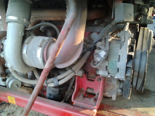 ขาย แพ็คคู่ รถเกี่ยว+รถลาก2เพลา ศักดิ์พัฒนา SS-300T ปี53 เครื่องHO7C 185เทอโบ ปั๊มไดกิ้น22 ตัวเดิน12HT อุ้ม1.5ตัน/หัวยาว2เพลาเครื่องEH700 168แรง ยางดี หางไฮฯ พร้อมลุยนาปรัง ราคาต่อรองได้ครับ