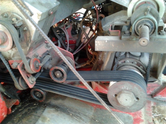 ขาย แพ็คคู่ รถเกี่ยว+รถลาก2เพลา ศักดิ์พัฒนา SS-300T ปี53 เครื่องHO7C 185เทอโบ ปั๊มไดกิ้น22 ตัวเดิน12HT อุ้ม1.5ตัน/หัวยาว2เพลาเครื่องEH700 168แรง ยางดี หางไฮฯ พร้อมลุยนาปรัง ราคาต่อรองได้ครับ