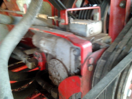 ขาย แพ็คคู่ รถเกี่ยว+รถลาก2เพลา ศักดิ์พัฒนา SS-300T ปี53 เครื่องHO7C 185เทอโบ ปั๊มไดกิ้น22 ตัวเดิน12HT อุ้ม1.5ตัน/หัวยาว2เพลาเครื่องEH700 168แรง ยางดี หางไฮฯ พร้อมลุยนาปรัง ราคาต่อรองได้ครับ