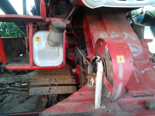 ขาย แพ็คคู่ รถเกี่ยว+รถลาก2เพลา ศักดิ์พัฒนา SS-300T ปี53 เครื่องHO7C 185เทอโบ ปั๊มไดกิ้น22 ตัวเดิน12HT อุ้ม1.5ตัน/หัวยาว2เพลาเครื่องEH700 168แรง ยางดี หางไฮฯ พร้อมลุยนาปรัง ราคาต่อรองได้ครับ