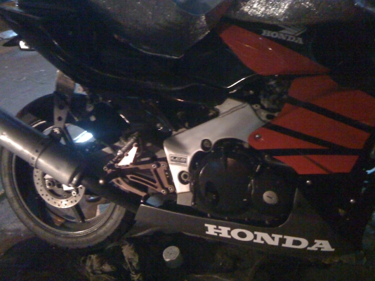 ขอขาย honda nc30ปี92ครับ47000บาท