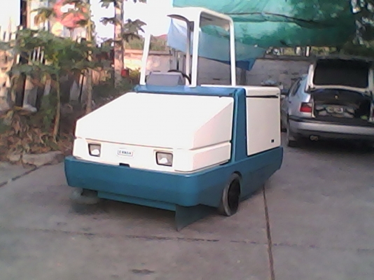 รถกวาดพื้นถนน รถดูดฝุ่นอัตโนมัติ ชนิดนั่งขับ