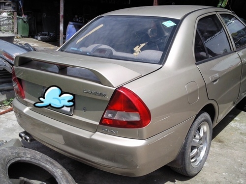 ขายซากรถอุบัติเหตุ mitsu lancer ท้ายเบ้นซ์
