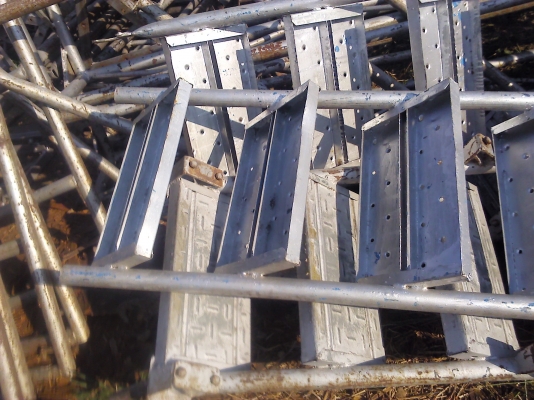 ชุดเวทีขนาดใหญ่มีครบทุกอย่างที่เวที่การแสดงต้องมีรับน้ำหนักได้มากรถยนต์ขึ้นได้สบาย3คัน ชุดเวทีขนาดใหญ่มีครบทุกอย่างที่เวที่การแสดงต้องมีรับน้ำหนักได้มากรถยนต์ขึ้นได้สบาย3คัน