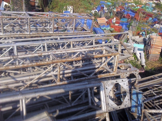 ชุดเวทีขนาดใหญ่มีครบทุกอย่างที่เวที่การแสดงต้องมีรับน้ำหนักได้มากรถยนต์ขึ้นได้สบาย3คัน ชุดเวทีขนาดใหญ่มีครบทุกอย่างที่เวที่การแสดงต้องมีรับน้ำหนักได้มากรถยนต์ขึ้นได้สบาย3คัน