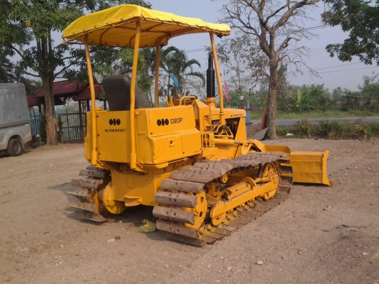 ขายแทรกเตอรื์KOMATSU, D 20 5 สะไล้6ทิดทางรถสวยเต็มพร้อมใช้ราคาถูก