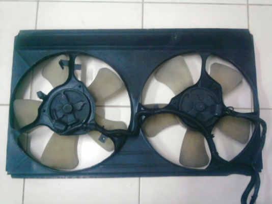 พัดลมไฟฟ้าหม้อน้ำพร้อมโครง