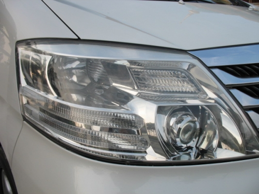 เป็นรุ่น  minor change นะครับ   ท็อปสุด ( ขายเอง )