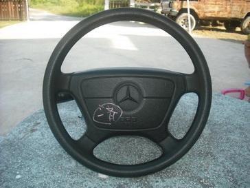 ขายพวงมาลัยพร้อมสวิซต์ยกเลี้ยวและรางหัวฉีดเบ็นซ์c220 ขายพวงมาลัยพร้อมสวิซต์ยกเลี้ยวและรางหัวฉีดเบ็นซ์c220