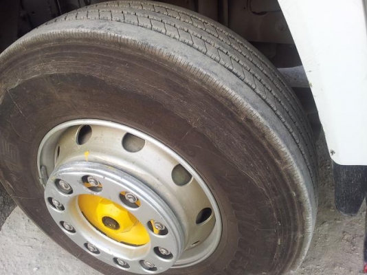 ขาย VOLVO FL7   พร้อมใช้  750,000 บาท