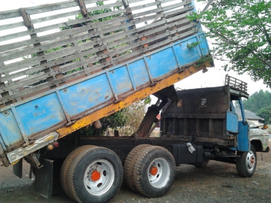 ISUZU TX 145 HP 6BB1 รถหัวยาว 10 ล้อดั๊มพ์เพลาเดียว กระบะดั๊มพ์คอกไม้ 8 ตันสภาพดีไม่มีผุกร่อน ช่วงล่างใหญ่ชุดเพลาโบกี้ของ HINO F18 เครื่องดี ช่วงล่างคัชซีไม่ผุ ยางดี 10 เส้นพร้อมบรรทุกพร้อมใช้งานได้เลย เอกสารเล่มทะเบียนครบพร้อมโอน ราคาต่อรองได้ครับ