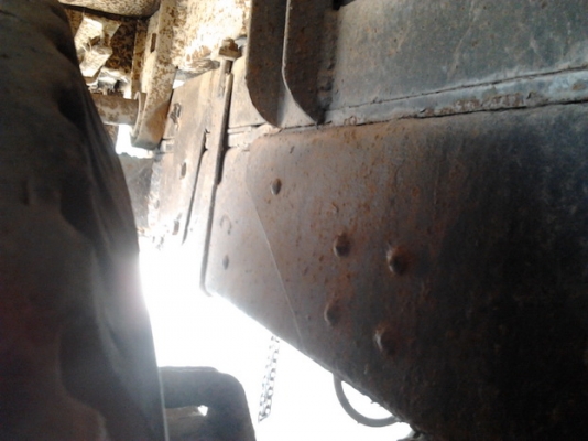 ISUZU TX 145 HP 6BB1 รถหัวยาว 10 ล้อดั๊มพ์เพลาเดียว กระบะดั๊มพ์คอกไม้ 8 ตันสภาพดีไม่มีผุกร่อน ช่วงล่างใหญ่ชุดเพลาโบกี้ของ HINO F18 เครื่องดี ช่วงล่างคัชซีไม่ผุ ยางดี 10 เส้นพร้อมบรรทุกพร้อมใช้งานได้เลย เอกสารเล่มทะเบียนครบพร้อมโอน ราคาต่อรองได้ครับ