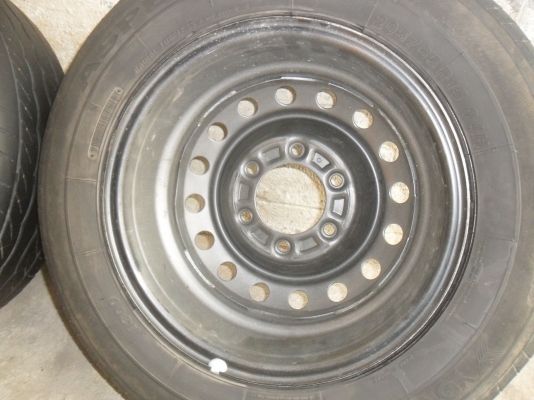 ล้อกะทะ15นิ้ว 6รู + ยาง 205/65R15 ล้อกะทะ15นิ้ว 6รู + ยาง 205/65R15
