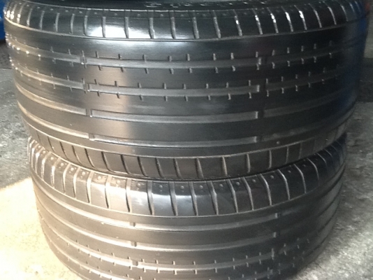 ขายยาง 255/45/18 ปี09 1คู่ ราคา 2,300บาท