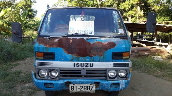 ขายรถ 6 ล้อ ISUZU TL 85 แรง ขายรถ 6 ล้อ ISUZU TL 85 แรง