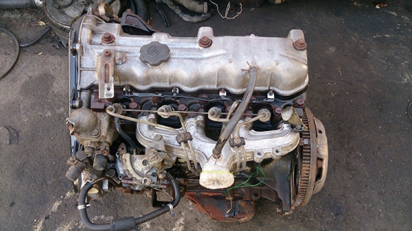 ขายเครื่องยนต์ดีเซลโตโยต้าขับหลัง 9850 บาท