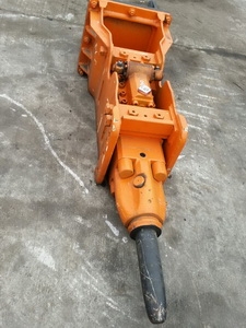 หัวเจาะ แย๊กปูน หัวกระแทก เบรคเกอร์ NPK สำหรับ PC120-150 สวยๆรุ่นใหม่แล้วครับ