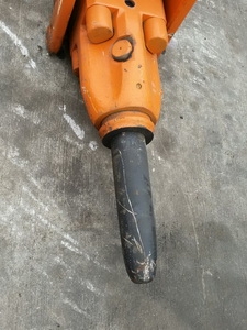 หัวเจาะ แย๊กปูน หัวกระแทก เบรคเกอร์ NPK สำหรับ PC120-150 สวยๆรุ่นใหม่แล้วครับ หัวเจาะ แย๊กปูน หัวกระแทก เบรคเกอร์ NPK สำหรับ PC120-150 สวยๆรุ่นใหม่แล้วครับ