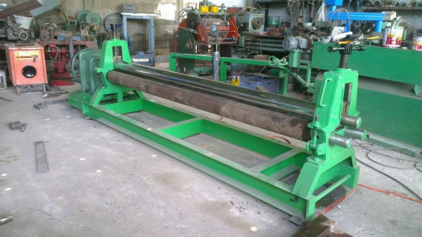 ********************ขายแล้วครับ!!***************** เครื่องม้วน 8 ฟุต ม้วนหนา 6 มิล เพลาตัน ไฟ 380 V. พร้อมใช้ 089-2499-123 นครปฐมครับ!!