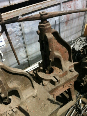 Sale>>ปั้มคอม้า ปั้มคาราบาว ขนาดเล็ก-ใหญ่หลายตัว 089-2499-123 นครปฐมครับ