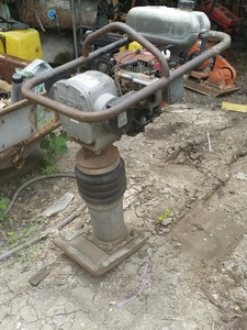 ขาย เครื่ตบดิน แบบกระโดด จิงโจ้ เครื่อง HONDA แบบ 4จัวหวะ ขาย เครื่ตบดิน แบบกระโดด จิงโจ้ เครื่อง HONDA แบบ 4จัวหวะ