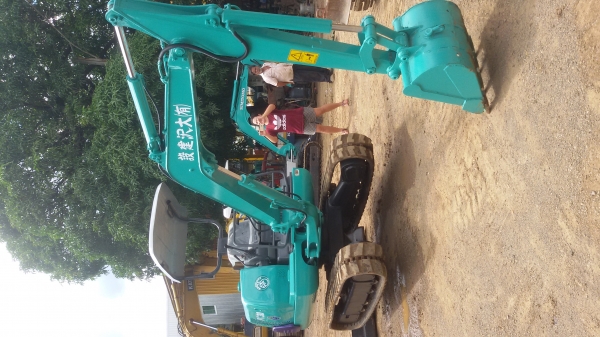 ขายรถขุดKOMATSU PC30-7(ยอดนิยม)เก่านอกแท้ญี่ปุ่นมีเอกสารแจ้งจำหน่าย-ไม่เคยใช้งานในไทยครับ