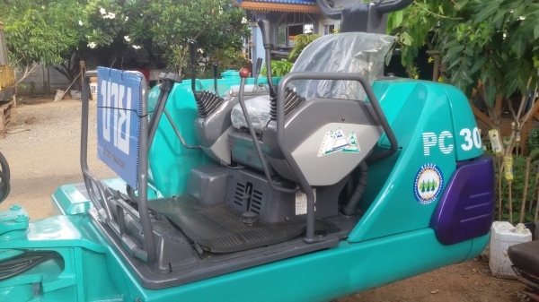 ขายรถขุดKOMATSU PC30-7(ยอดนิยม)เก่านอกแท้ญี่ปุ่นมีเอกสารแจ้งจำหน่าย-ไม่เคยใช้งานในไทยครับ