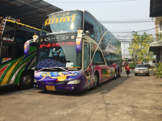 ขายรถบัสปรับอากาศ 2 ชั้น 8 ล้อ ช่วงล่าง Nissan re10. ล้อหลังเลี้ยวตาม เครื่อง hino f-20c360hp.