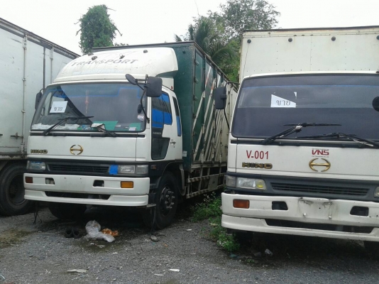 ขายรถบรรทุก 6 ล้อตู้แห้งประตู 10 บานยาว 7.20 เมตร HINO FF1J 220 แรงม้าติดแก็ส NGV ราคา 530000