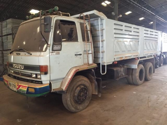 ขาย ISUZU ROCKY 195 สองเพลาดั๊ม กระบะเหล็กสามมิตร รถปี 38