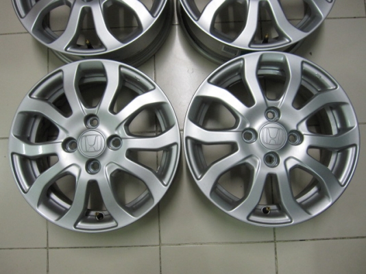 ขายล้อแม็กเปล่า HONDA BRIO AMAZE ขอบ 14 สภาพใหม่มากๆ ถอดจากรถป้ายแดง