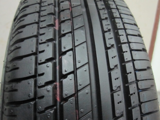 ขายยางติดรถป้ายแดงปี 15 ยี่ห้อ Bridgestone ขนาด 175 65R 15 ใส่ Honda City และ Jazz