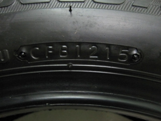 ขายยางติดรถป้ายแดงปี 15 ยี่ห้อ Bridgestone ขนาด 175 65R 15 ใส่ Honda City และ Jazz