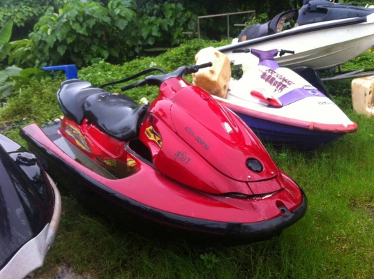 ขาย เจ็ตสกี yamaha xl700 พร้อมเทเลอร์ แถมมีบอร์ดี้เปล่าอีก 1ลำ