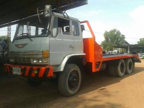 ขายรถเทนเลอร์สิบล้อเพลาเดียวHINO 227หางใหญ่สวยเครืี่อง 240แรง พร้อมบรรทุกรถขนาด200ได้เลยราคา 750,000