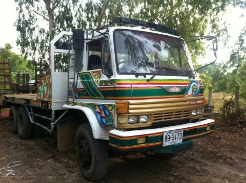 ขายรถเทนเลอร์สิบล้อ2เพลาHINO F17สโลกลางหางใหญ่สวยเครืี่อง 185แรง พร้อมบรรทุกรถขนาด200ได้เลยราคา 600,000