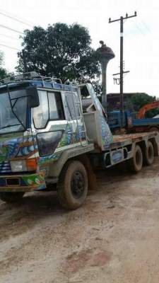 ขายรถเทนเลอร์สิบล้อMITSUBISHIเพลาเดียวพร้อมใช้ราคาถูก440,000