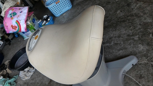 ม้าโยกไฟฟ้า National เด็กและผู้ใหญ่ใช้ได้สบาย การทำงานจะโยกเหมื่อนกับได้ขี้ม้าจริงๆ สูงจากพื้น 64 cm.