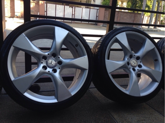 ล้อแท้ Benz ขอบ19 หน้า8.5 หลัง9.5 พร้อมยาง Bridgestone สภาพสวย ดอกเต็มใช้ยาว