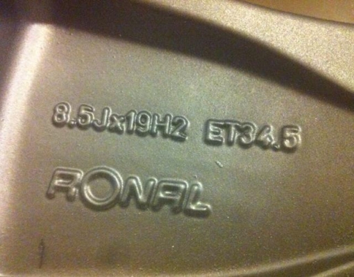 ล้อแท้ Benz ขอบ19 หน้า8.5 หลัง9.5 พร้อมยาง Bridgestone สภาพสวย ดอกเต็มใช้ยาว