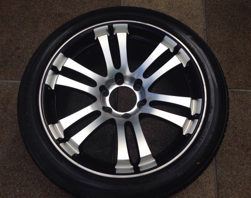 ล้อ JRD ขอบ15 พร้อมยาง Silverstone 31 10.5 R15 สภาพสวย ล้อ JRD ขอบ15 พร้อมยาง Silverstone 31 10.5 R15 สภาพสวย